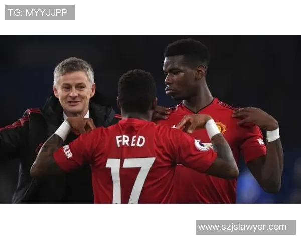 曼联与巴黎次回合精彩对决回放全景解析与战术分析